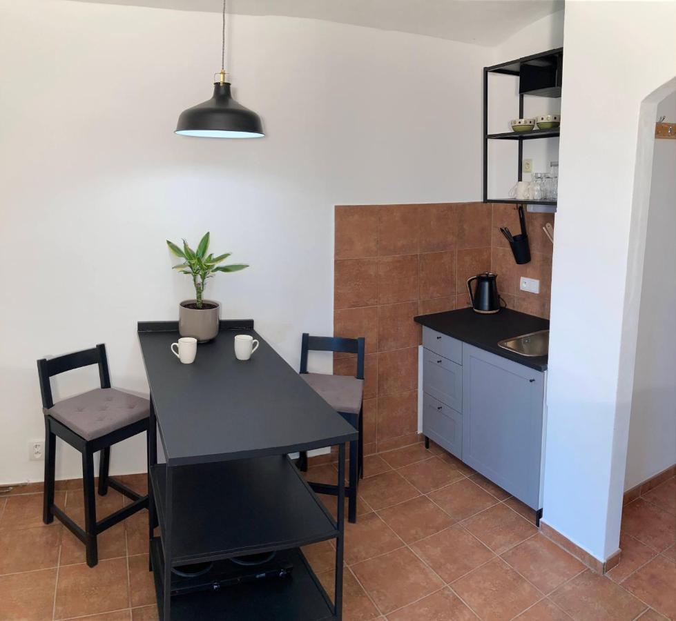 Apartmany U Reky Nezarky Lásenice Εξωτερικό φωτογραφία